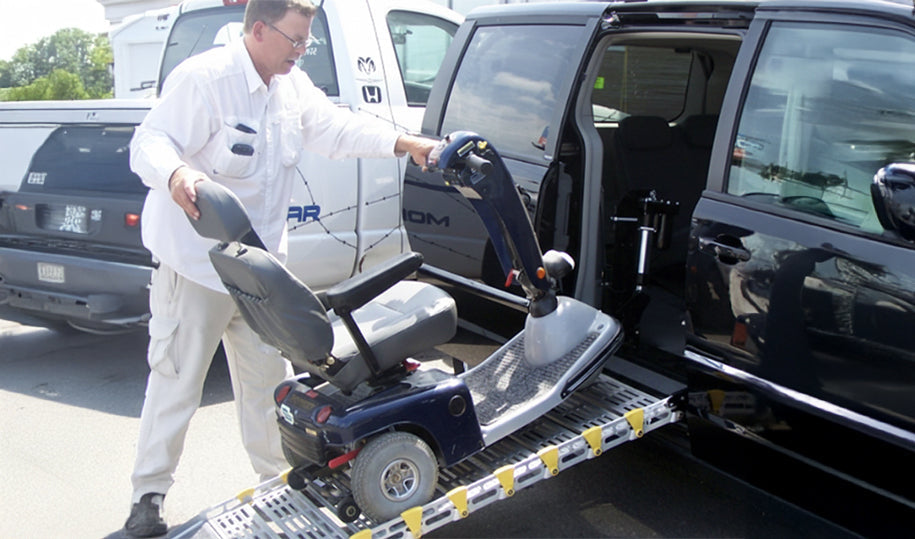 Traveling with Mobility: The Ultimate Guide to Portable Ramps for Cars, Vans, and SUVs