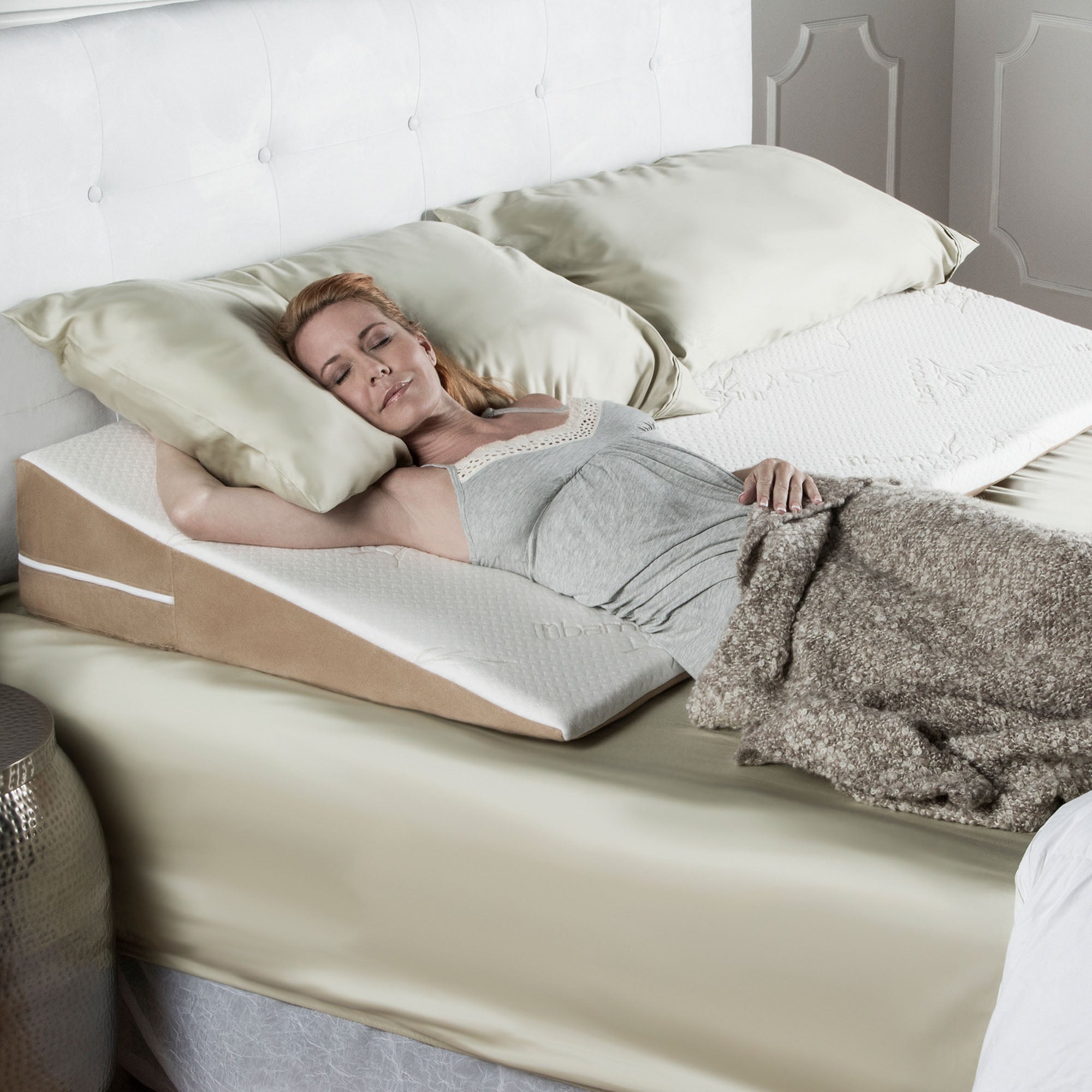 Avana Super Slant Full-Width Bed Wedge