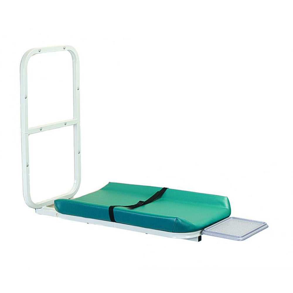 Medcare 12ISV Wall Mounted Infant Stations