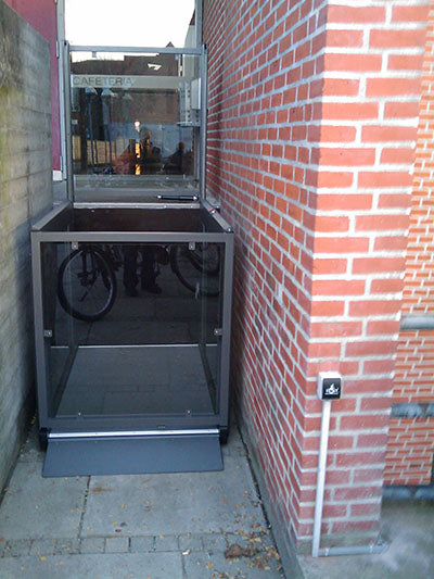 Liftup EasyLift 1100, outdoor — for Therapy and Rehabilitation Programs