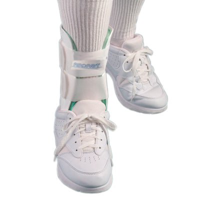 AirCast Air Stirrup Ankle Brace 02C small ankle, right — for Ankle in Clinical and Institutional Care