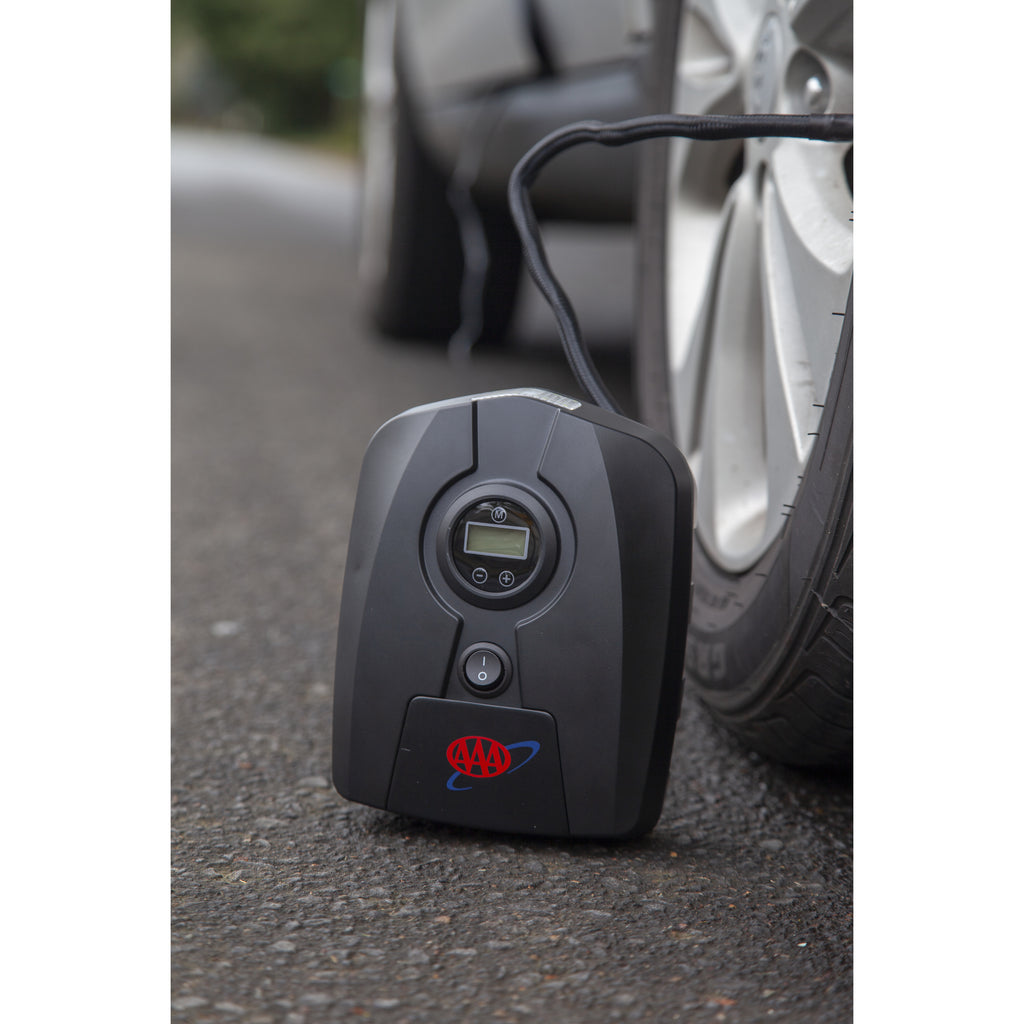 Lifeline AAA Digital Tire Inflator 12V