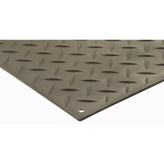 Checkers 3' x 8' AlturnaMAT® Ground Protection Mat, One Smooth Side, Hand Holes, 120 Ton Capacity, Black
