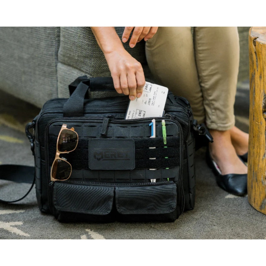 MERET Commander 15L Black Shoulder Bag