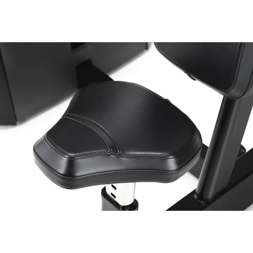 Freemotion EPIC Selectorized Chest Press Machine – Converging Unilateral Upper Body Strength Station