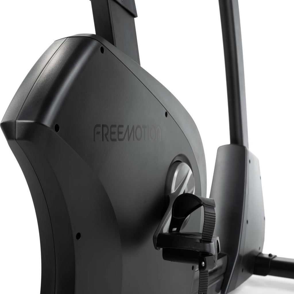 Freemotion u10.9b Upright Bike – iFIT®-Enabled Commercial Stationary Bike for Institutional Facilities