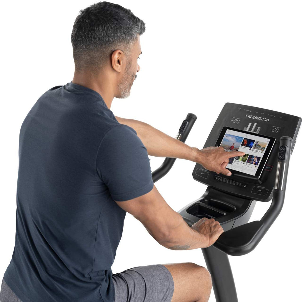 Freemotion u10.9b Upright Bike – iFIT®-Enabled Commercial Stationary Bike for Institutional Facilities