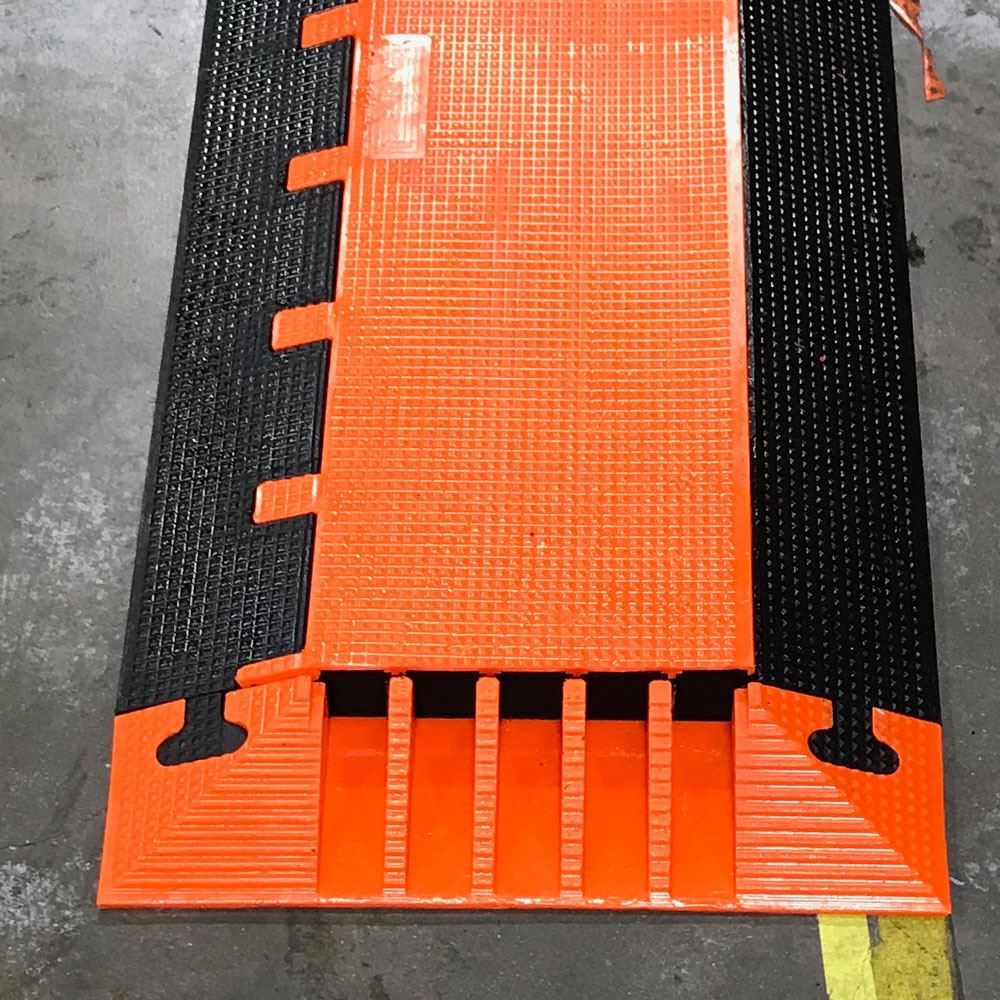 Elasco LiteGuard Five-Channel, 1.38" End Caps