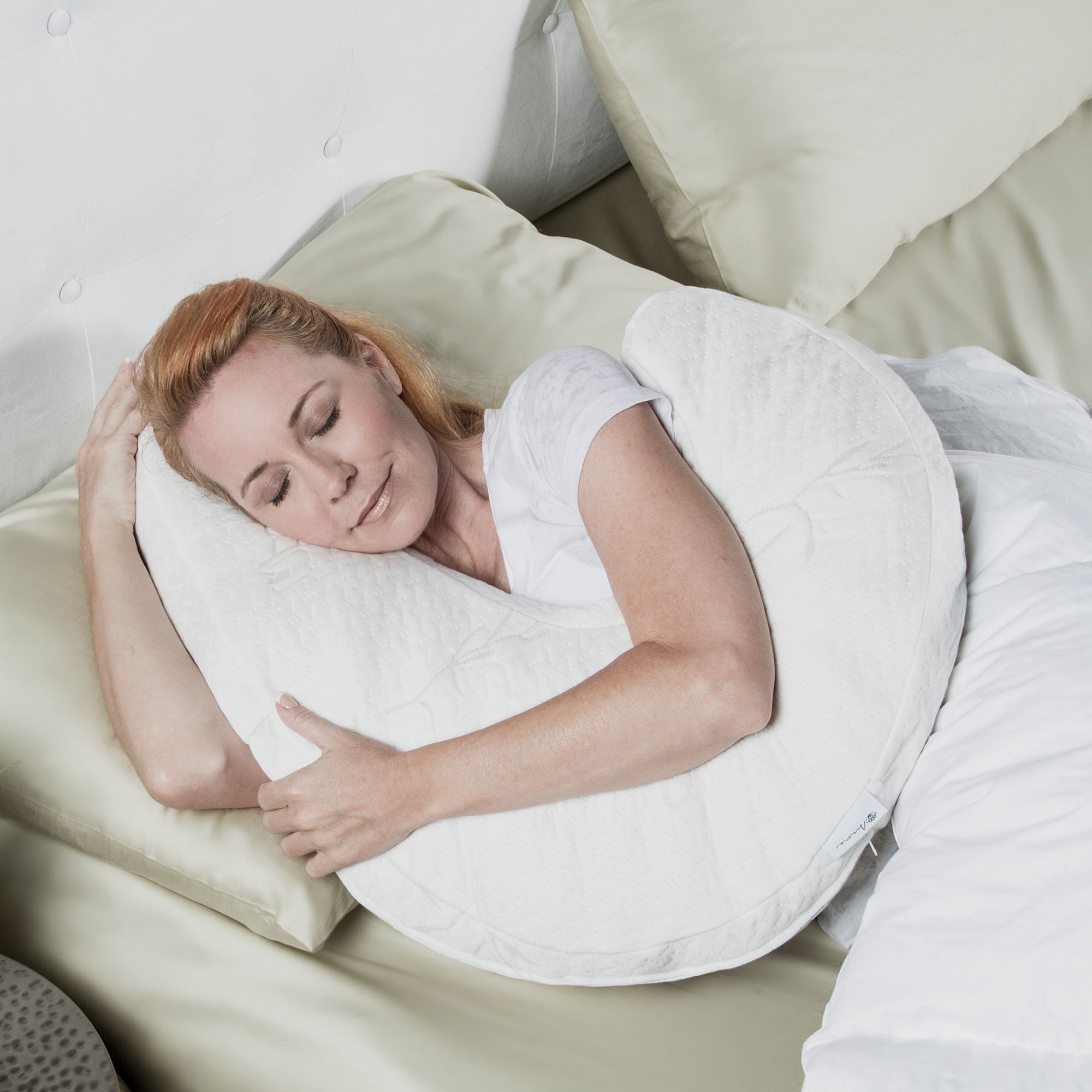 Avana Uno Adjustable Memory Foam Snuggle Pillow For Side Sleepers Cloud Camel Avana Uno Adjustable Memory Foam Snuggle Pillow For Side Sleepers Cloud Camel
