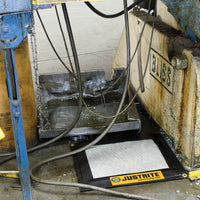 Justrite DRIP PAD, 21"W X 23"L, With 5-Pack Sorbents