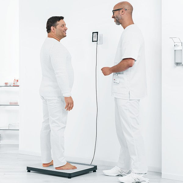 SECA EMR-Validated Flat Scale with ID-Display and Stable Glass Platform